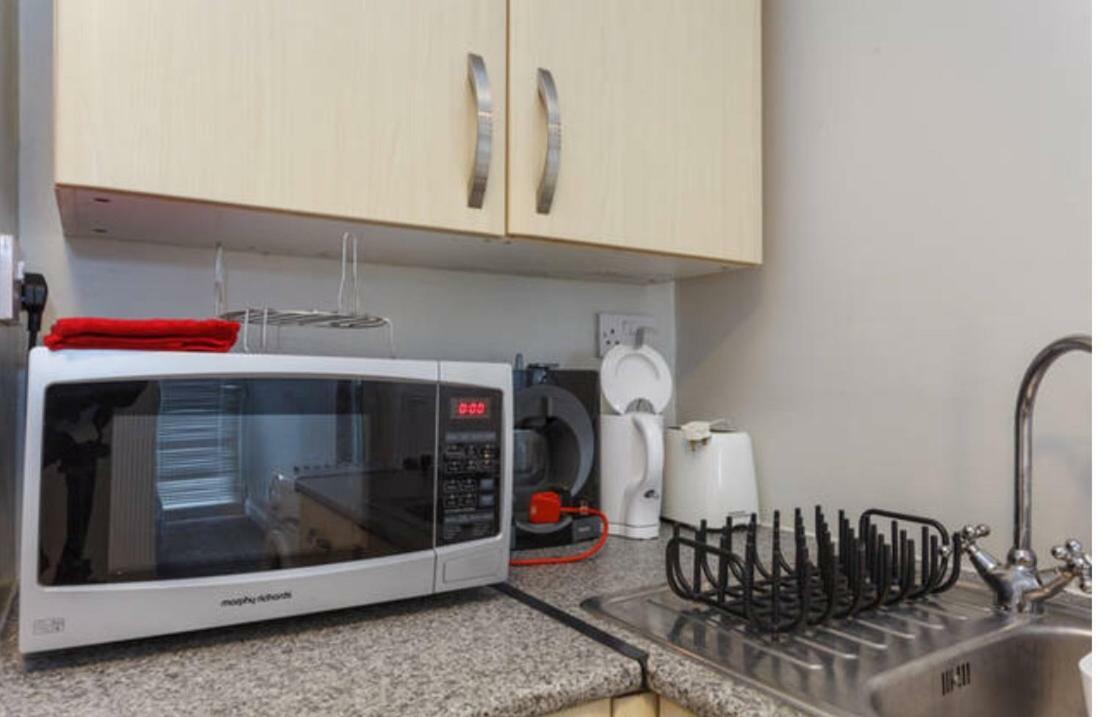 Shirley Apartments, Cozy Studio, Self Check In, 10 Min Drive To City Centre, Walking To Redbridge Train Station Southampton Eksteriør billede